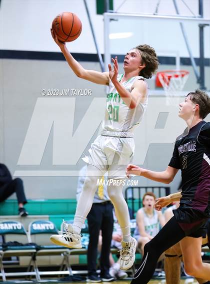 Thumbnail 1 in Lingleville vs. Santo (Santo Relentless Runnin' Cats Classic) photogallery.