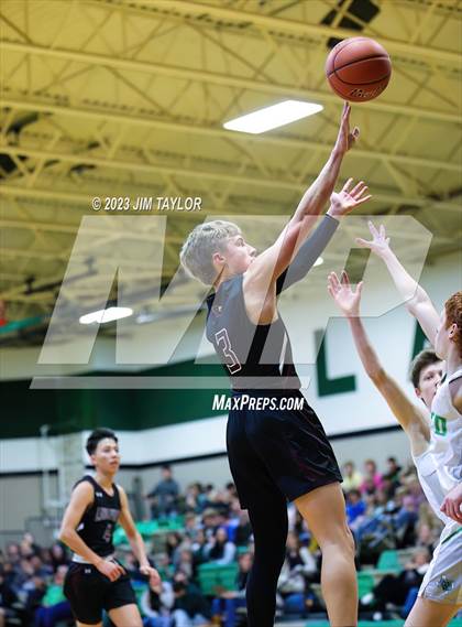 Thumbnail 2 in Lingleville vs. Santo (Santo Relentless Runnin' Cats Classic) photogallery.