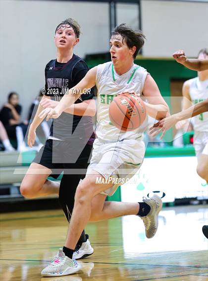 Thumbnail 2 in Lingleville vs. Santo (Santo Relentless Runnin' Cats Classic) photogallery.