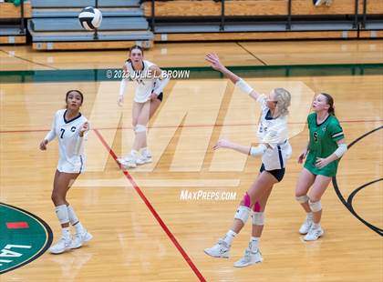 Thumbnail 1 in North Central vs. Cathedral (IHSAA 4A Sectional 10 Championship) photogallery.