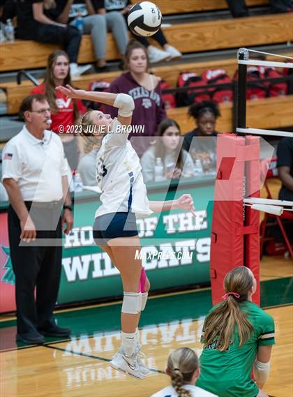Thumbnail 3 in North Central vs. Cathedral (IHSAA 4A Sectional 10 Championship) photogallery.