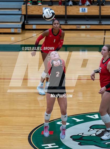 Thumbnail 1 in North Central vs. Cathedral (IHSAA 4A Sectional 10 Championship) photogallery.