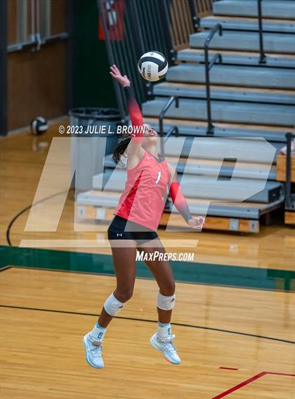 Thumbnail 2 in North Central vs. Cathedral (IHSAA 4A Sectional 10 Championship) photogallery.