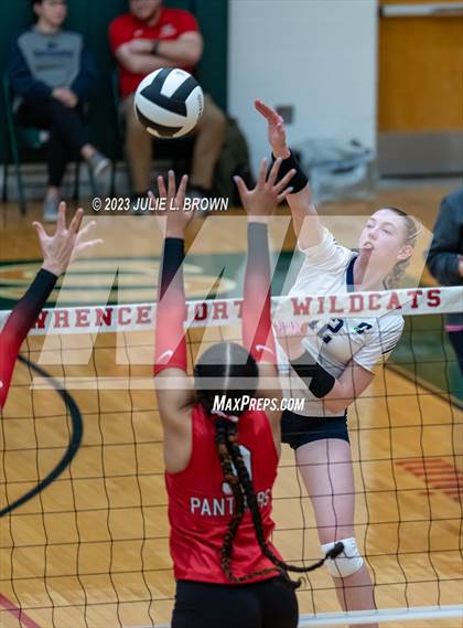 Thumbnail 2 in North Central vs. Cathedral (IHSAA 4A Sectional 10 Championship) photogallery.