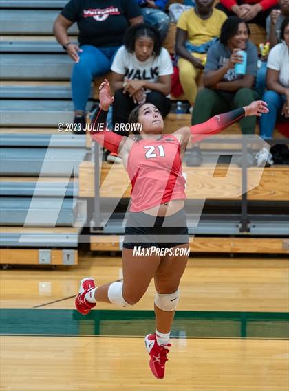 Thumbnail 1 in North Central vs. Cathedral (IHSAA 4A Sectional 10 Championship) photogallery.