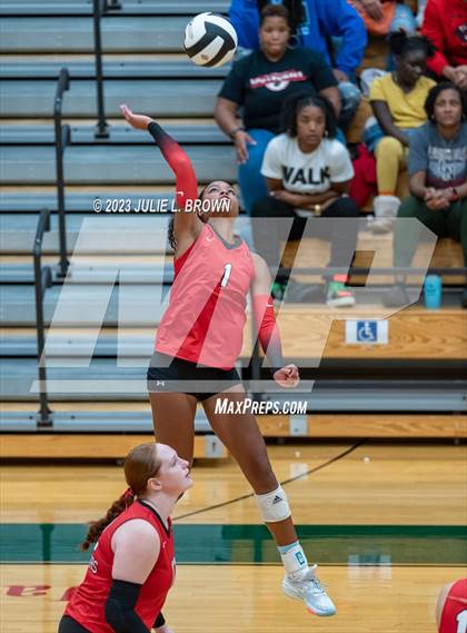 Thumbnail 3 in North Central vs. Cathedral (IHSAA 4A Sectional 10 Championship) photogallery.