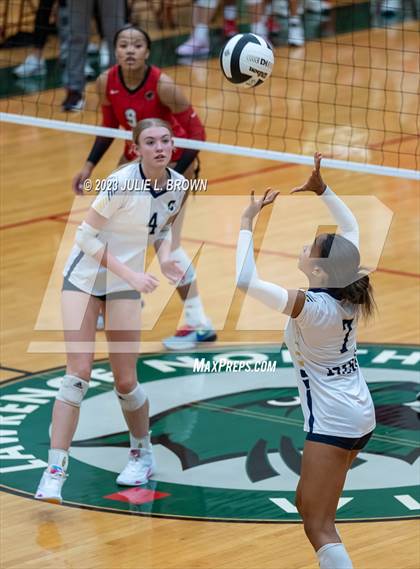 Thumbnail 3 in North Central vs. Cathedral (IHSAA 4A Sectional 10 Championship) photogallery.