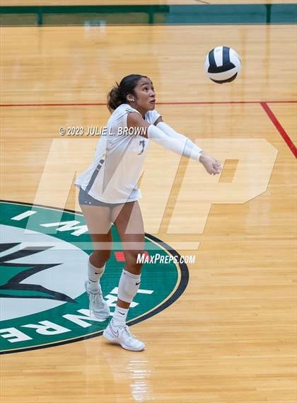 Thumbnail 3 in North Central vs. Cathedral (IHSAA 4A Sectional 10 Championship) photogallery.