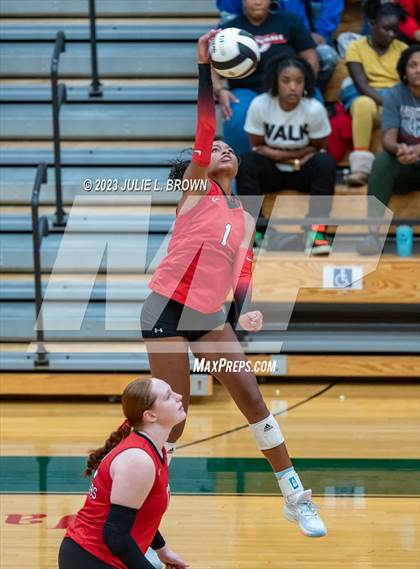 Thumbnail 1 in North Central vs. Cathedral (IHSAA 4A Sectional 10 Championship) photogallery.