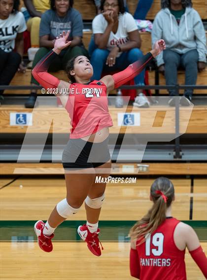 Thumbnail 3 in North Central vs. Cathedral (IHSAA 4A Sectional 10 Championship) photogallery.