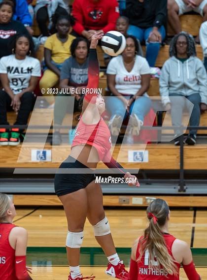 Thumbnail 3 in North Central vs. Cathedral (IHSAA 4A Sectional 10 Championship) photogallery.