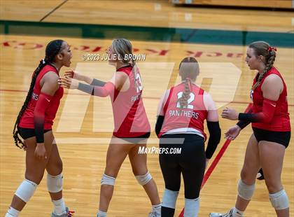 Thumbnail 1 in North Central vs. Cathedral (IHSAA 4A Sectional 10 Championship) photogallery.