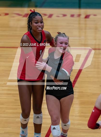 Thumbnail 1 in North Central vs. Cathedral (IHSAA 4A Sectional 10 Championship) photogallery.