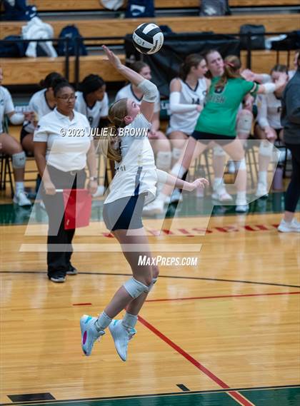 Thumbnail 1 in North Central vs. Cathedral (IHSAA 4A Sectional 10 Championship) photogallery.
