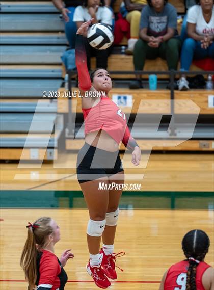 Thumbnail 2 in North Central vs. Cathedral (IHSAA 4A Sectional 10 Championship) photogallery.