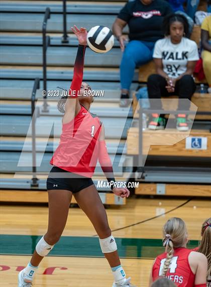 Thumbnail 2 in North Central vs. Cathedral (IHSAA 4A Sectional 10 Championship) photogallery.