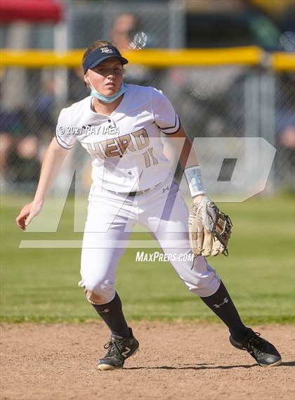 Thumbnail 1 in Sheldon @ Elk Grove photogallery.