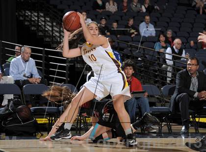 Thumbnail 3 in AGBU vs. Mesa Grande Academy (CIF-SS D5A Final) photogallery.