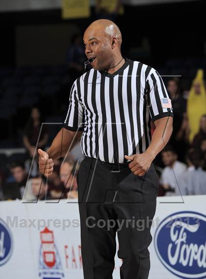 Thumbnail 3 in AGBU vs. Mesa Grande Academy (CIF-SS D5A Final) photogallery.