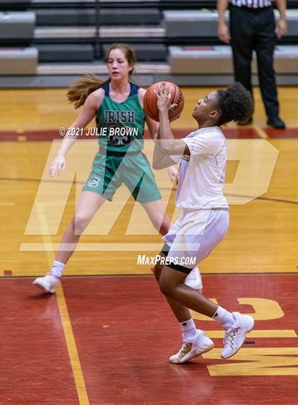 Thumbnail 3 in Warren Central vs Cathedral (IHSAA 4A Sectional 1st Round) photogallery.