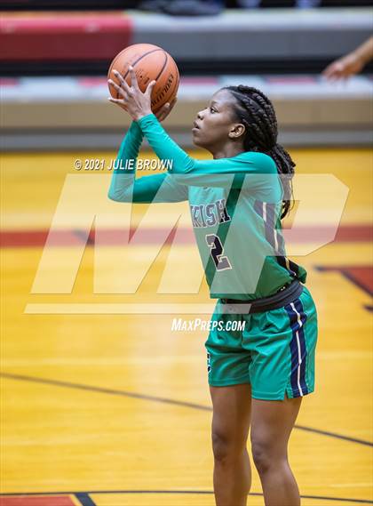 Thumbnail 2 in Warren Central vs Cathedral (IHSAA 4A Sectional 1st Round) photogallery.