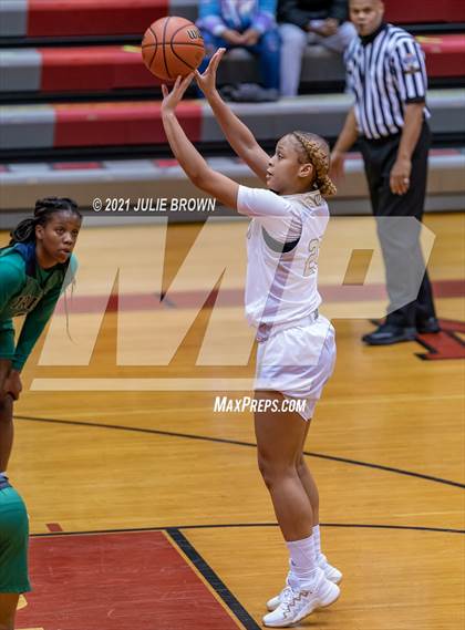 Thumbnail 3 in Warren Central vs Cathedral (IHSAA 4A Sectional 1st Round) photogallery.
