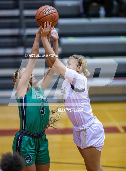 Thumbnail 1 in Warren Central vs Cathedral (IHSAA 4A Sectional 1st Round) photogallery.