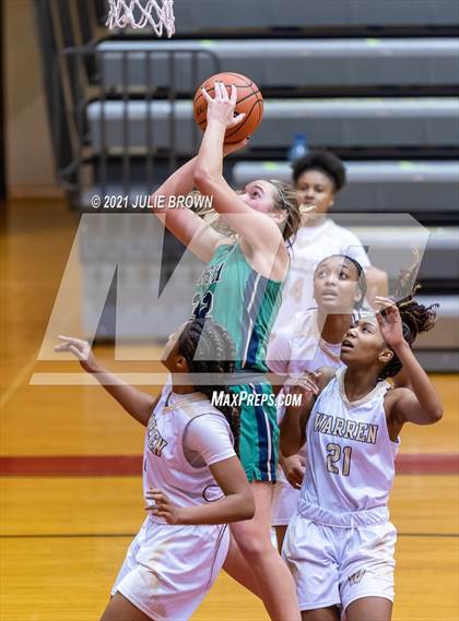 Thumbnail 1 in Warren Central vs Cathedral (IHSAA 4A Sectional 1st Round) photogallery.