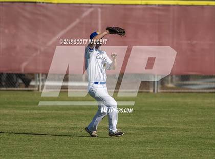 Thumbnail 1 in Mar Vista vs. San Pasqual (Lions Tournament) photogallery.