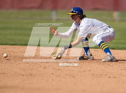 Thumbnail 1 in Mar Vista vs. San Pasqual (Lions Tournament) photogallery.
