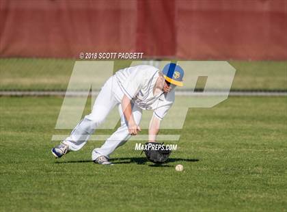 Thumbnail 1 in Mar Vista vs. San Pasqual (Lions Tournament) photogallery.