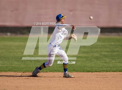Thumbnail 3 in Mar Vista vs. San Pasqual (Lions Tournament) photogallery.