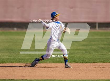 Thumbnail 2 in Mar Vista vs. San Pasqual (Lions Tournament) photogallery.