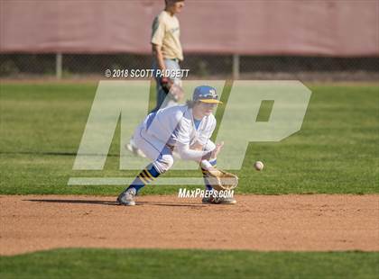 Thumbnail 2 in Mar Vista vs. San Pasqual (Lions Tournament) photogallery.