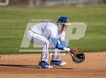 Thumbnail 1 in Mar Vista vs. San Pasqual (Lions Tournament) photogallery.