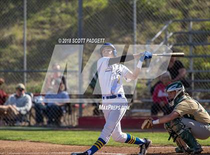 Thumbnail 2 in Mar Vista vs. San Pasqual (Lions Tournament) photogallery.