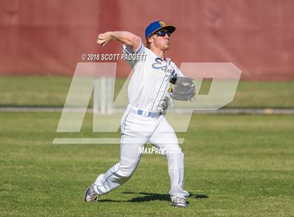 Thumbnail 1 in Mar Vista vs. San Pasqual (Lions Tournament) photogallery.