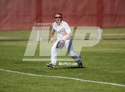 Thumbnail 1 in Mar Vista vs. San Pasqual (Lions Tournament) photogallery.