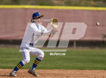 Thumbnail 1 in Mar Vista vs. San Pasqual (Lions Tournament) photogallery.