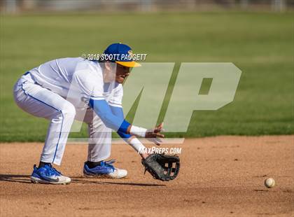Thumbnail 2 in Mar Vista vs. San Pasqual (Lions Tournament) photogallery.
