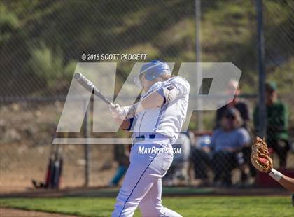 Thumbnail 1 in Mar Vista vs. San Pasqual (Lions Tournament) photogallery.