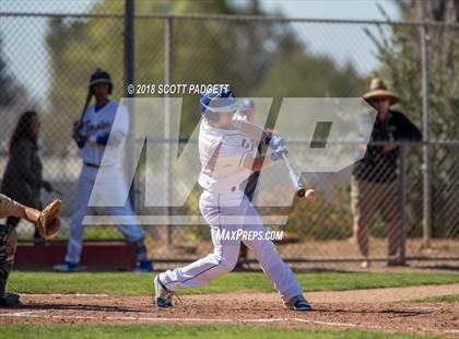 Thumbnail 2 in Mar Vista vs. San Pasqual (Lions Tournament) photogallery.