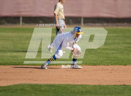 Thumbnail 3 in Mar Vista vs. San Pasqual (Lions Tournament) photogallery.