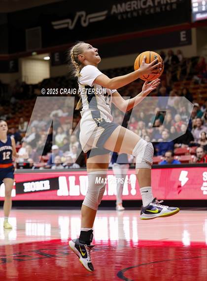 Thumbnail 3 in Snow Canyon vs. Mountain Crest (UHSAA 4A Quarterfinal) photogallery.