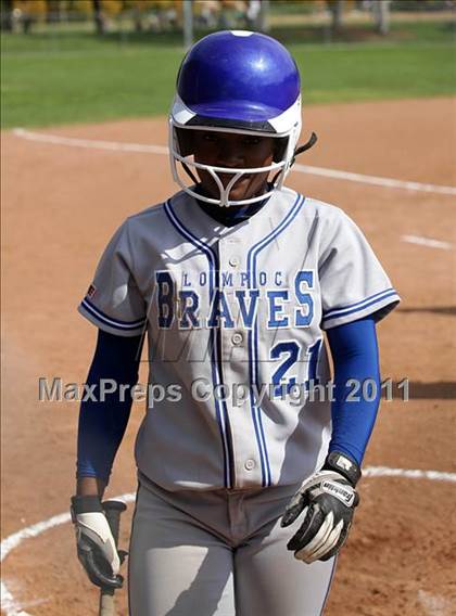 Thumbnail 2 in Westlake vs. Lompoc (Simi Tournament) photogallery.