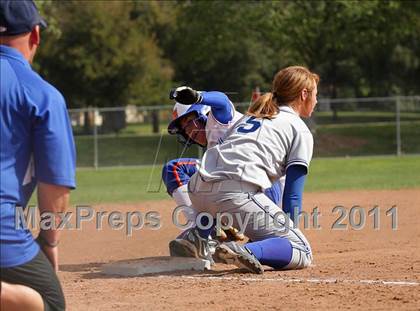 Thumbnail 2 in Westlake vs. Lompoc (Simi Tournament) photogallery.