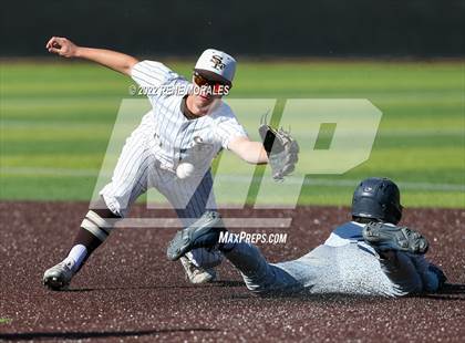 Thumbnail 3 in Loyola vs St Francis photogallery.
