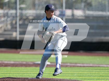 Thumbnail 2 in Loyola vs St Francis photogallery.