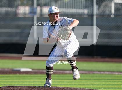Thumbnail 1 in Loyola vs St Francis photogallery.