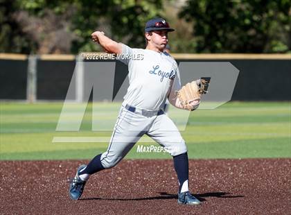 Thumbnail 1 in Loyola vs St Francis photogallery.